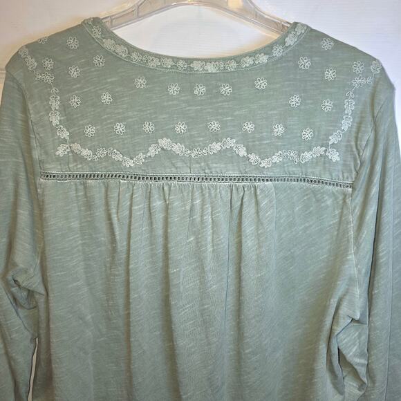 Lucky Brand Embroidered Henley Peasant Top Long Sleeve Split V-Neck Sz XL Green - Picture 8 of 14